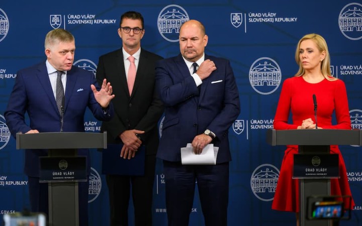 Cena elektriny sa nezmení, s plynom a teplom štát opäť pomôže