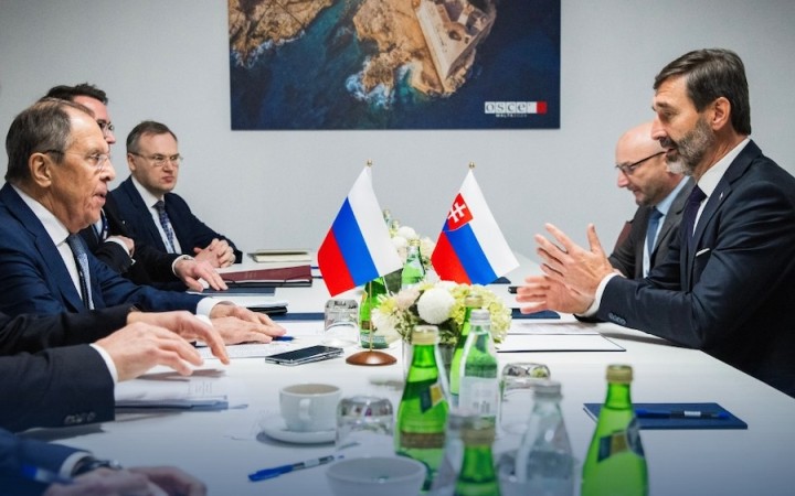 Šéfovia diplomacií Slovenska a Ruska rokovali tretíkrát, rozoberali dodávky plynu aj Ukrajinu
