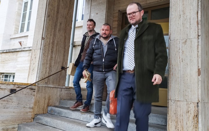 Dôvody väzby sa opierali o tri roky staré výsluchy, četovanie je v 21. storočí bežné, tvrdí súd