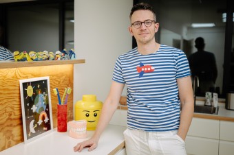 Chodia sem už dvojročné deti bez predných zubov. Čakal by som, že rodičov budú motivovať financie, ale ani to neplatí