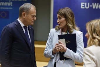 Donald Tusk medzi kontrarevolúciou a kontinuitou