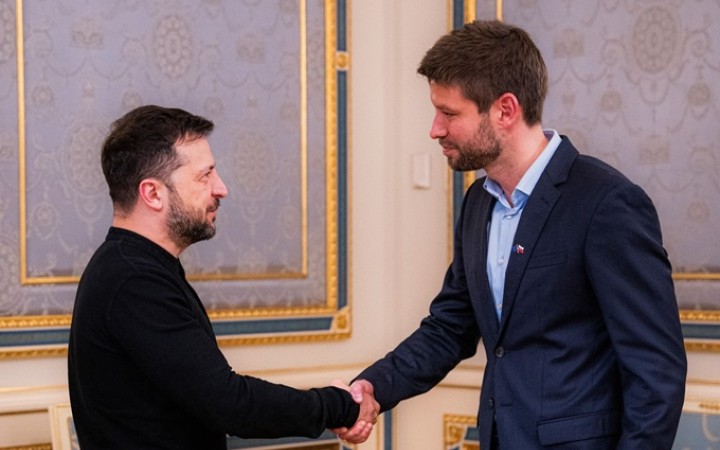 Líder PS sa stretol so Zelenským a káže to aj premiérovi. Fico hovorí o detinskosti