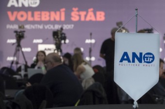 Polícia zasahovala v úrade stredočeskej hajtmanky
