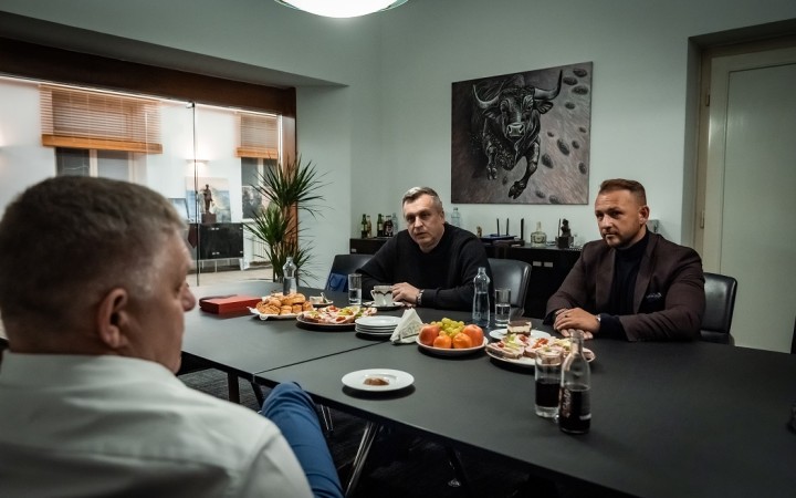 Danko tvrdí, že sa do nej infiltrovali spravodajské zložky. Chcem vedieť, kto riadi Migaľa a Huliaka, vyhlásil