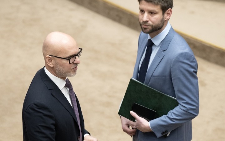 PS ani SaS na rokovanie o zahraničnej politike neprídu, KDH pozvanie prijalo