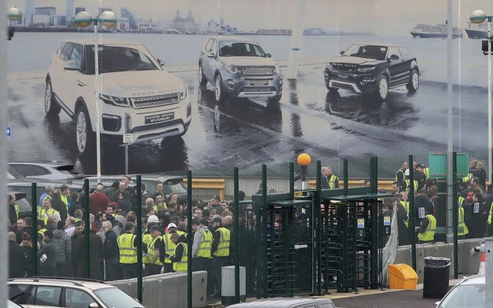 Jaguar Land Rover bude vyrábať elektromobily v Británii