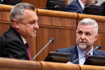 Fico už má riešenie na stole, chce všetkých 79 hlasov. Danko extrémy z listu skoriguje, tvrdí Gašpar