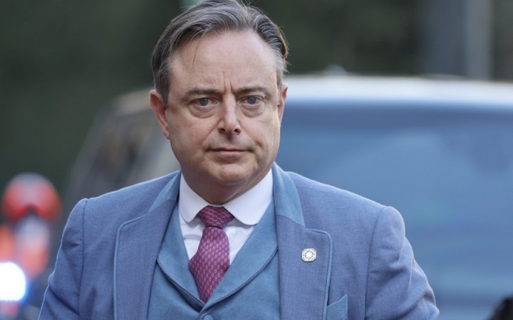 Nová vláda môže krajinu nasmerovať k rozdeleniu, najprv však čelí vojne drogových gangov v Bruseli