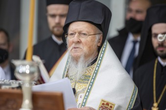 Bartolomej si rozumie s pápežmi, s Moskvou je v konflikte