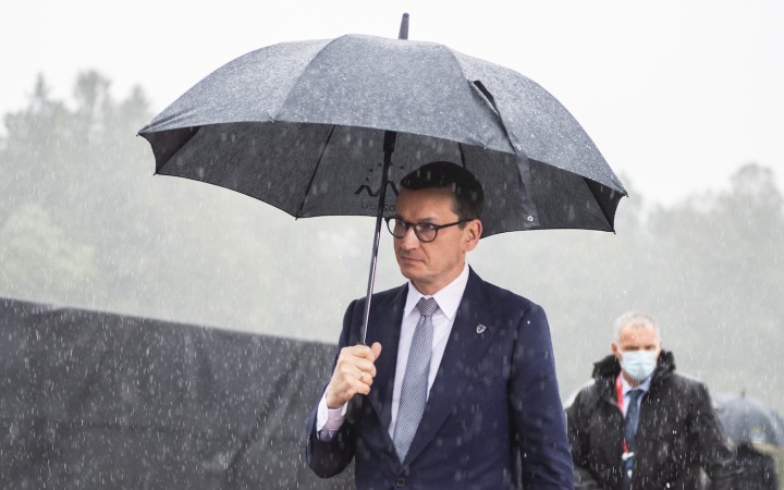 Morawieckeho vinia zo zneužitia právomocí, hrozia mu tri roky väzenia