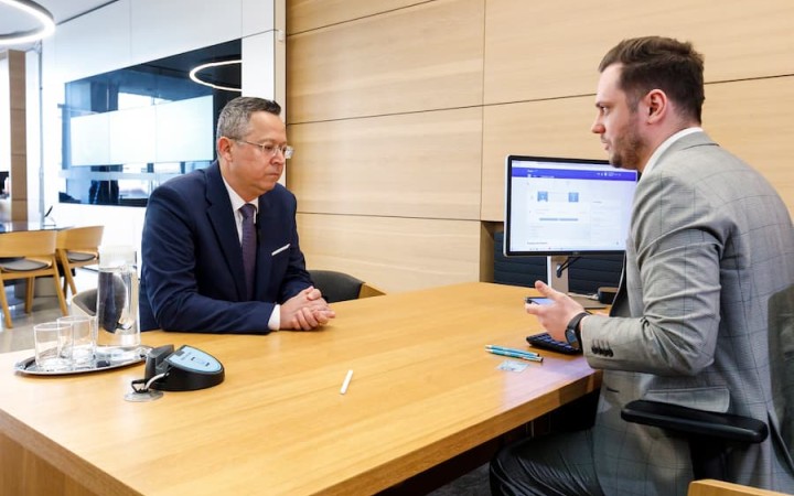 Spustil sa predaj, komu sa oplatí do nich investovať?