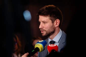 PS chce schôdzu o transakčnej dani, Matovič ich odhovára. Môžu tým pomôcť koalícii získať väčšinu