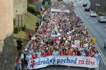 Električky vytlačili Národný pochod za život z Námestia SNP