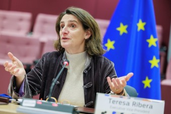 Eurokomisia ich chce zachrániť plošnými dotáciami, je to však len záplata na záplatu