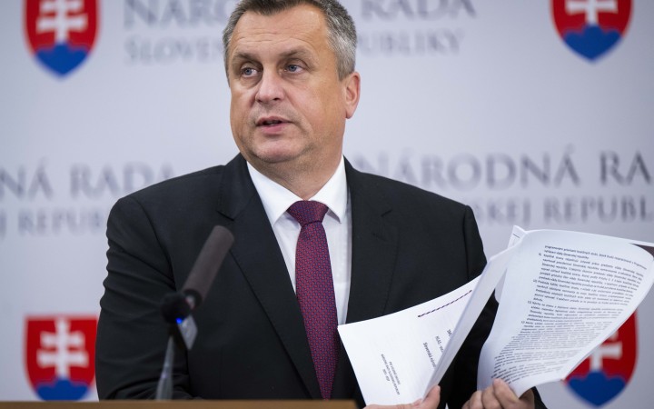 Danko nepodporil Kaliňákove návrhy. Hľadá témy na zvýšenie percent, vraví Gašpar