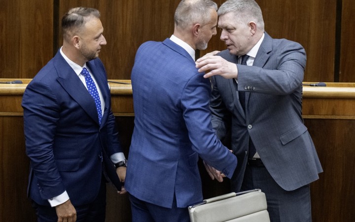 Richarda Rašiho podporilo 79 poslancov. Opozícia pochybuje o tajnosti voľby
