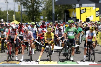 Víťaz Okolo Slovenska vedie Tour, Sagan komfortne v zelenom