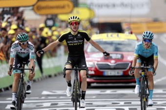 Simon Yates vyhral 12. etapu Tour de France, Sagan zvýšil náskok v bodovačke