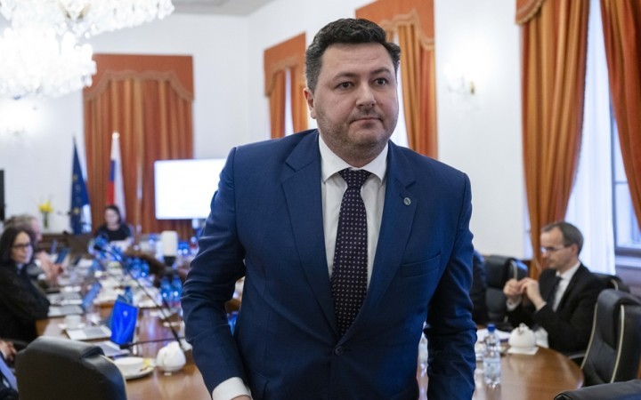 A je to tu zas, súdnictvo potichu ovládol jeden klan