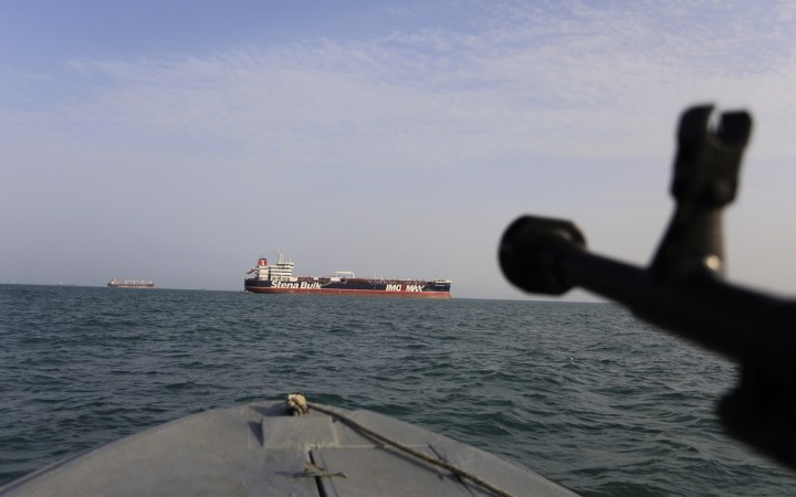 Británia odkazuje Iránu: Okamžite prepustite tanker aj s posádkou