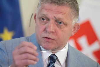 Premiér Fico pripustil zmeny v transakčnej dani