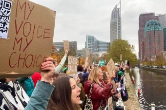 Aktivisti nazbierali viac než milión podpisov za európske financovanie potratovej turistiky