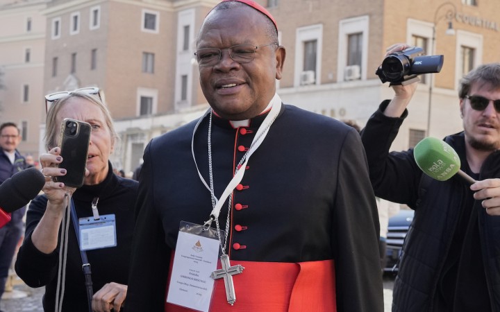 Pre Afriku vybavil výnimku z požehnávania homosexuálov, doma ho chceli trestne stíhať