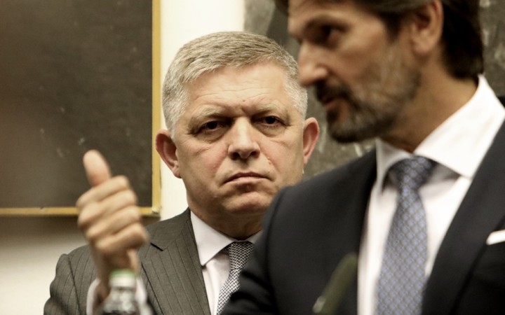 Smer kriminalizuje opozíciu a z Fica robí martýra