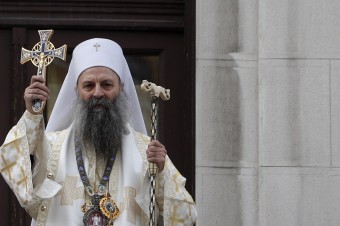 Srbský patriarcha Porfirije v Moskve. Čo povedal pred Putinom?