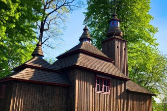 Šiestich pútnikov príhody a skúsenosti na Karpatskej drevenej ceste