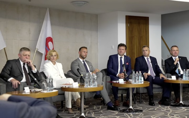 Fico pred českou opozíciou vyzval na obnovenie rokovaní s českou vládou