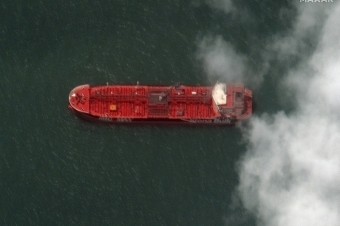 Irán zadržal v Perzskom zálive ďalší zahraničný tanker a sedemčlennú posádku