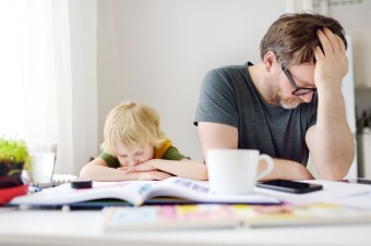 Školy deti s autizmom odmietajú, rodičia sú často donútení vzdelávať ich sami doma
