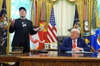 Zosadí Musk oranžového alebo deportuje Trump X-feťáka do Afriky?