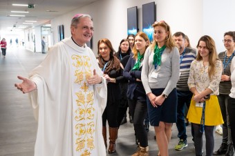 Búrka v pohári svätenej vody