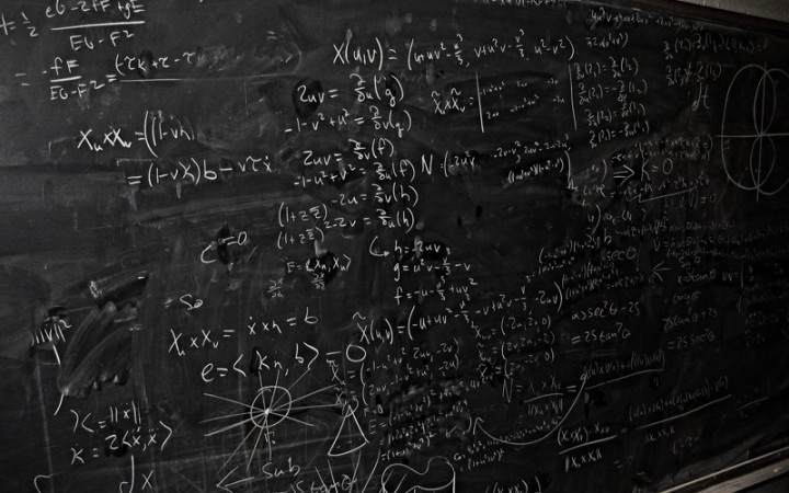 Objaviť krásu matematiky alebo v sebe posilniť cnosť naučiť sa aj ťažké veci?