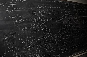 Objaviť krásu matematiky alebo v sebe posilniť cnosť naučiť sa aj ťažké veci?