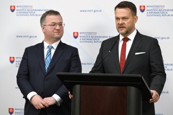 Migaľ a Šalitroš žiadajú od šéfa Hlasu ospravedlnenie a 156-tisíc eur