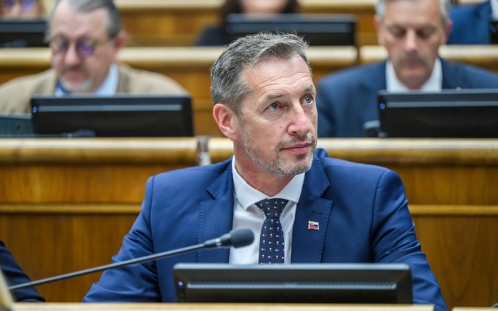 Predložili spoločné zmeny k novele ústavy. Konečné hlasovanie však podľa KDH nie je ešte uzavretá vec