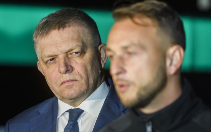 U Šutaja Eštoka vymenili spin doktora a hľadajú recept, ako nezhynúť popri Ficovi