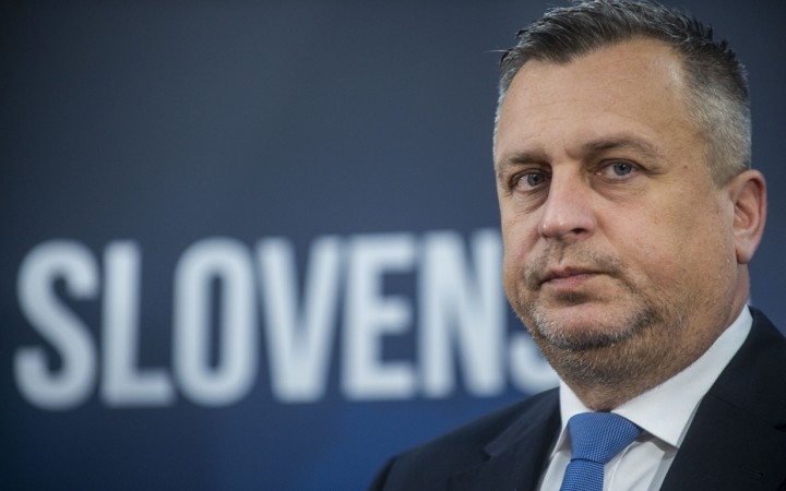 Poďme sa baviť, koľko stojí neutralita a či má zmysel byť členmi NATO