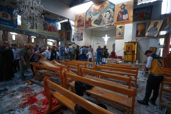 Samovražedný útočník Islamského štátu zabil najmenej 20 ľudí vrátane detí