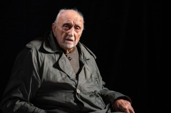 Odišiel muž kultúry, ktorému básnik a minister Válek ponúkol, aby zaprel sám seba. Ale on odmietol
