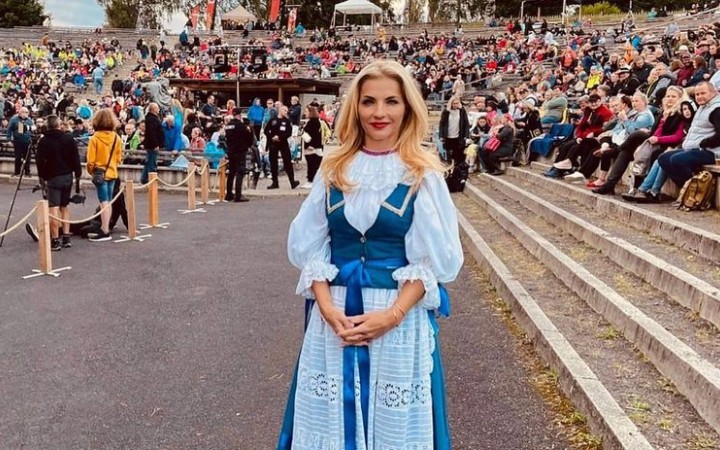 Ministerku kultúry vypískal dav na folklórnom festivale Východná