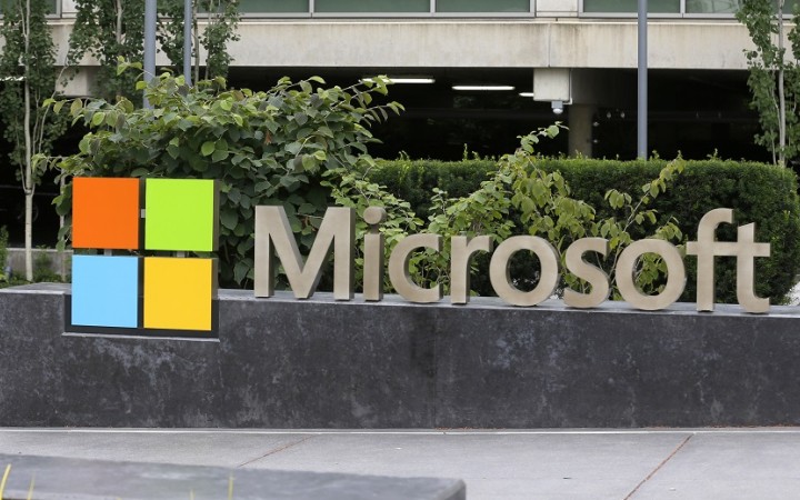 Najväčšou firmou sveta je Microsoft, z prvej pozície vytlačil Apple
