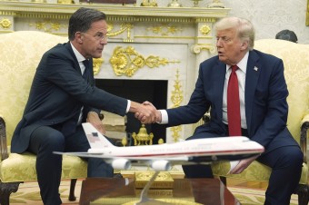 Rusku hrozí vysokými clami. Ukrajine sľúbil najmodernejšie zbrane, zaplatí ich NATO