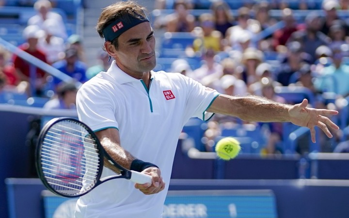 Federer po dvanástich rokoch opäť vypadol s kvalifikantom