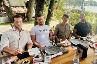 Kaliňák a Glück sa stretli s bratmi, ktorí čelia obvineniam zo znásilnenia a z obchodovania s ľuďmi