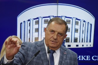 Úrady v Bosne a Hercegovine zbavili funkcie prezidenta Milorada Dodika