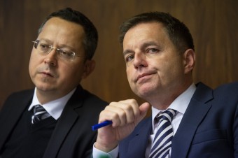 Fico chce vo funkcii Kamenického. Minister radšej maľuje, povedal pre portál bývalý úradník